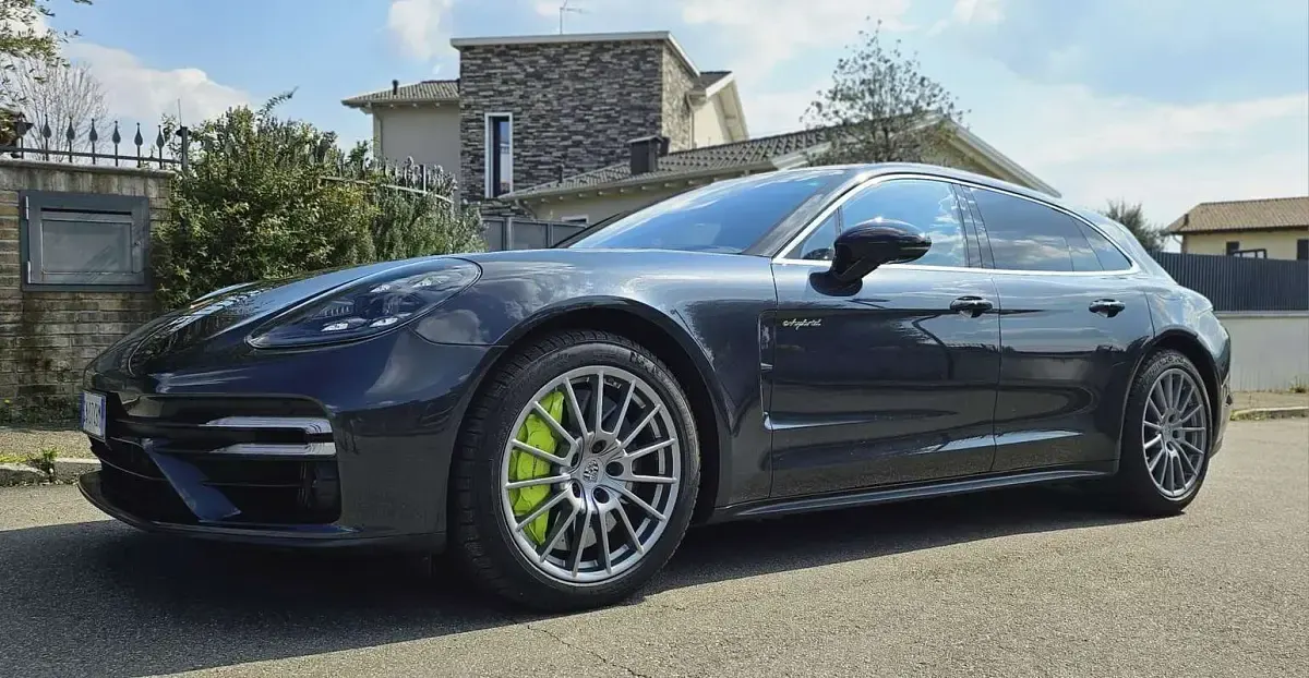 Usata Porsche Panamera Turbo S E-Hybrid Sport Turismo Sport Turismo 571 CV (419 kW) 2023 Grigio Station wagon