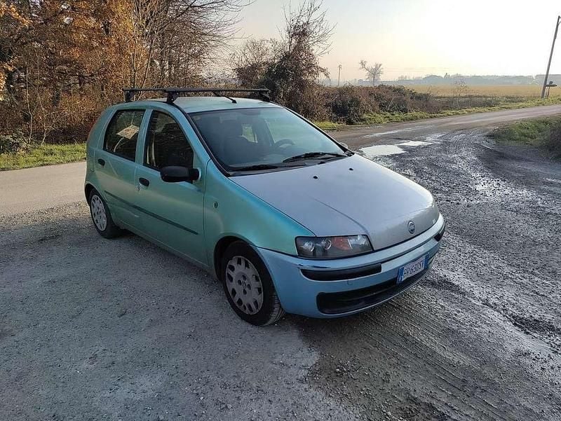 Usata Fiat Punto 80 CV (58 kW) 2001 Berlina