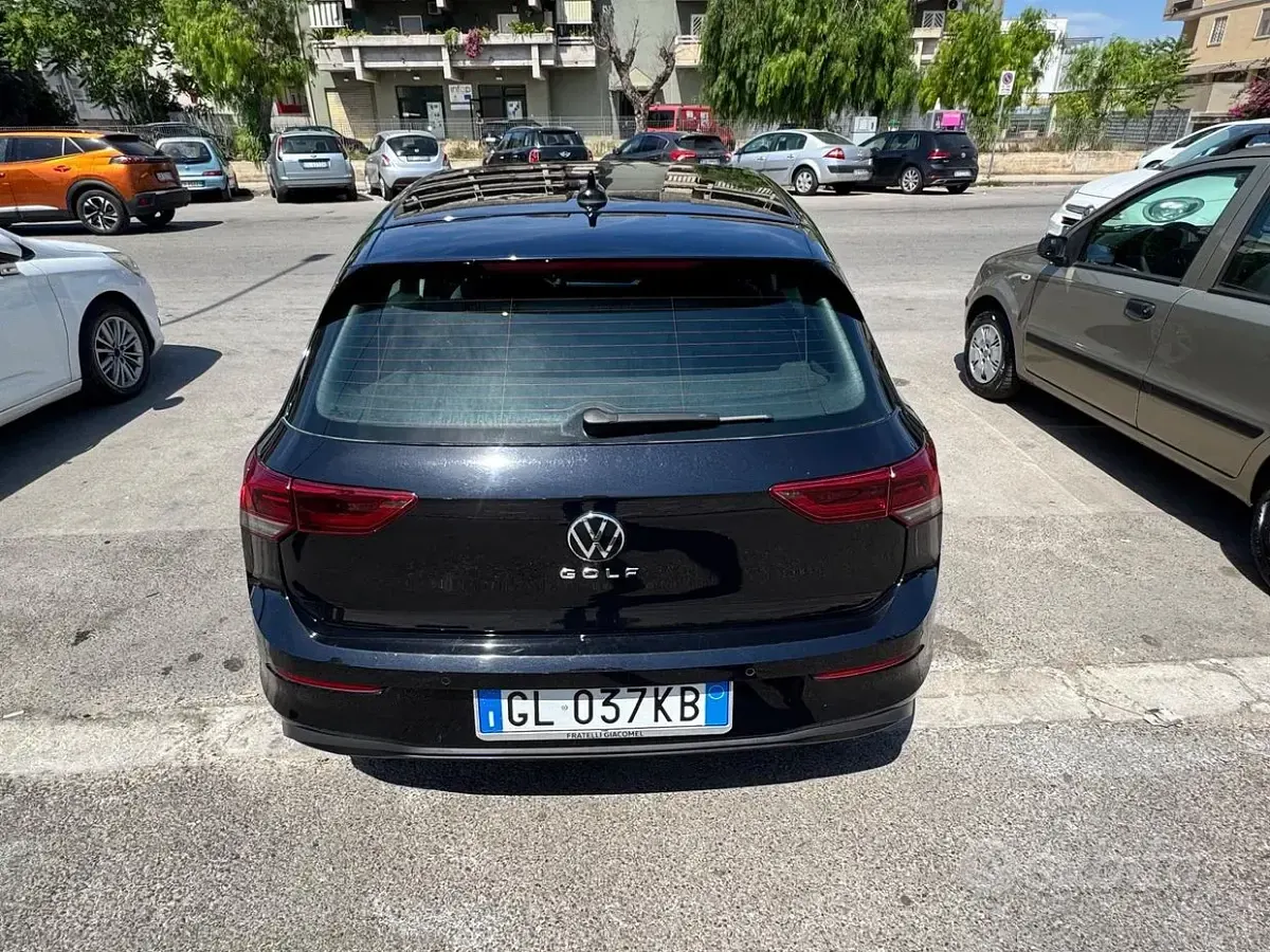 Usata VW Golf VIII Style 116 CV (85 kW) 2022 Nero Berlina