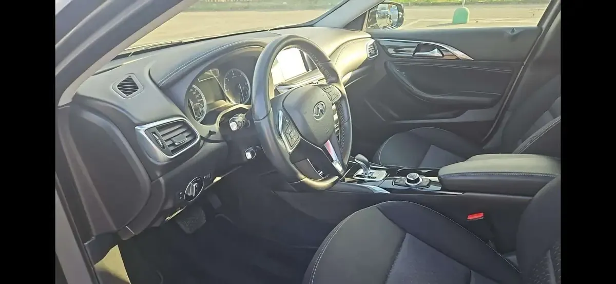 Usata Infiniti Q30 Premium 109 CV (80 kW) 2019 Berlina