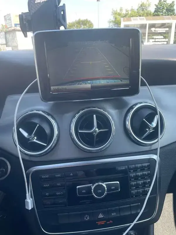 Usata Mercedes GLA200 136 CV (100 kW) 2015 Marrone SUV