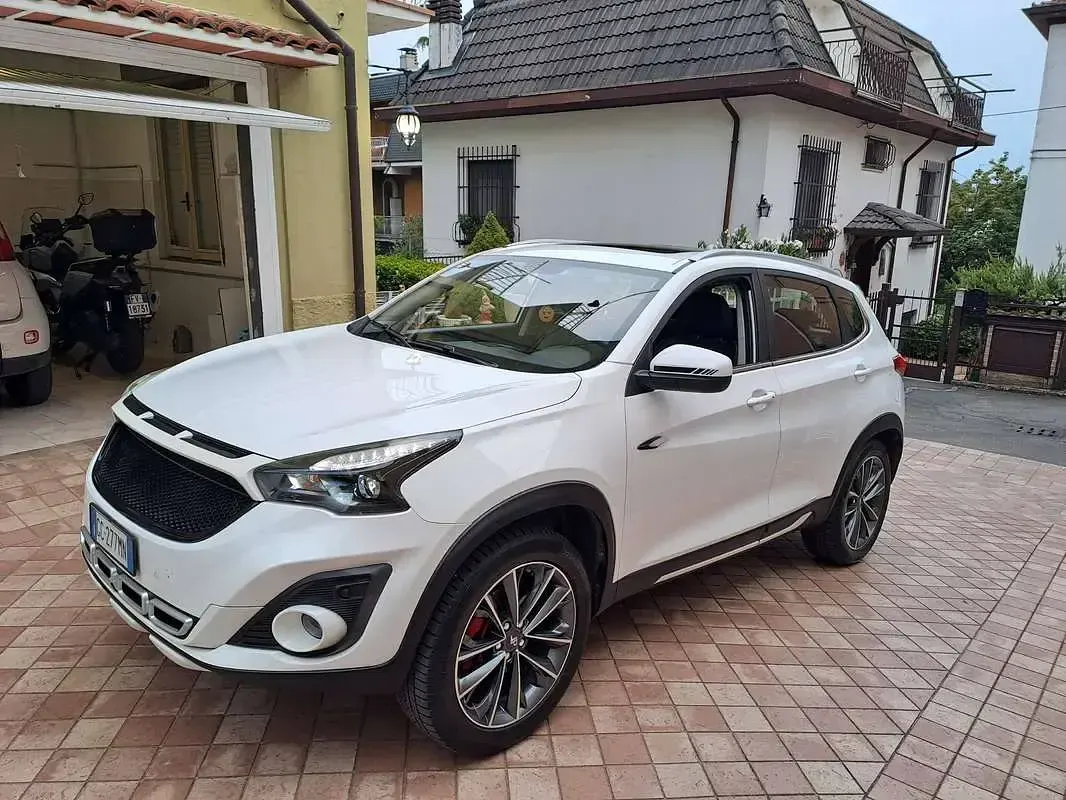 Usata DR F35 156 CV (114 kW) 2020 Bianco SUV