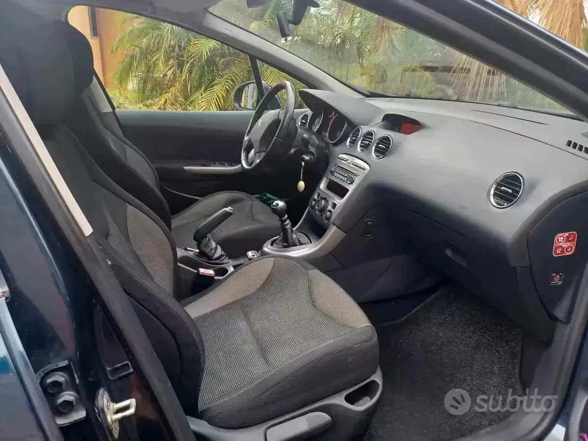 Usata Peugeot 308 112 CV (82 kW) 2009 Blu Berlina