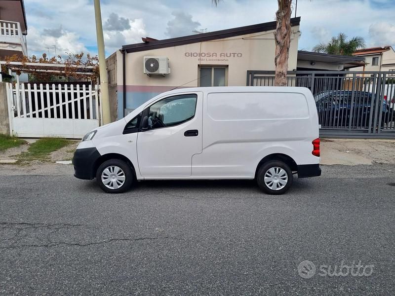 Usata Nissan NV200 90 CV (66 kW) 2016 Bianco Monovolume