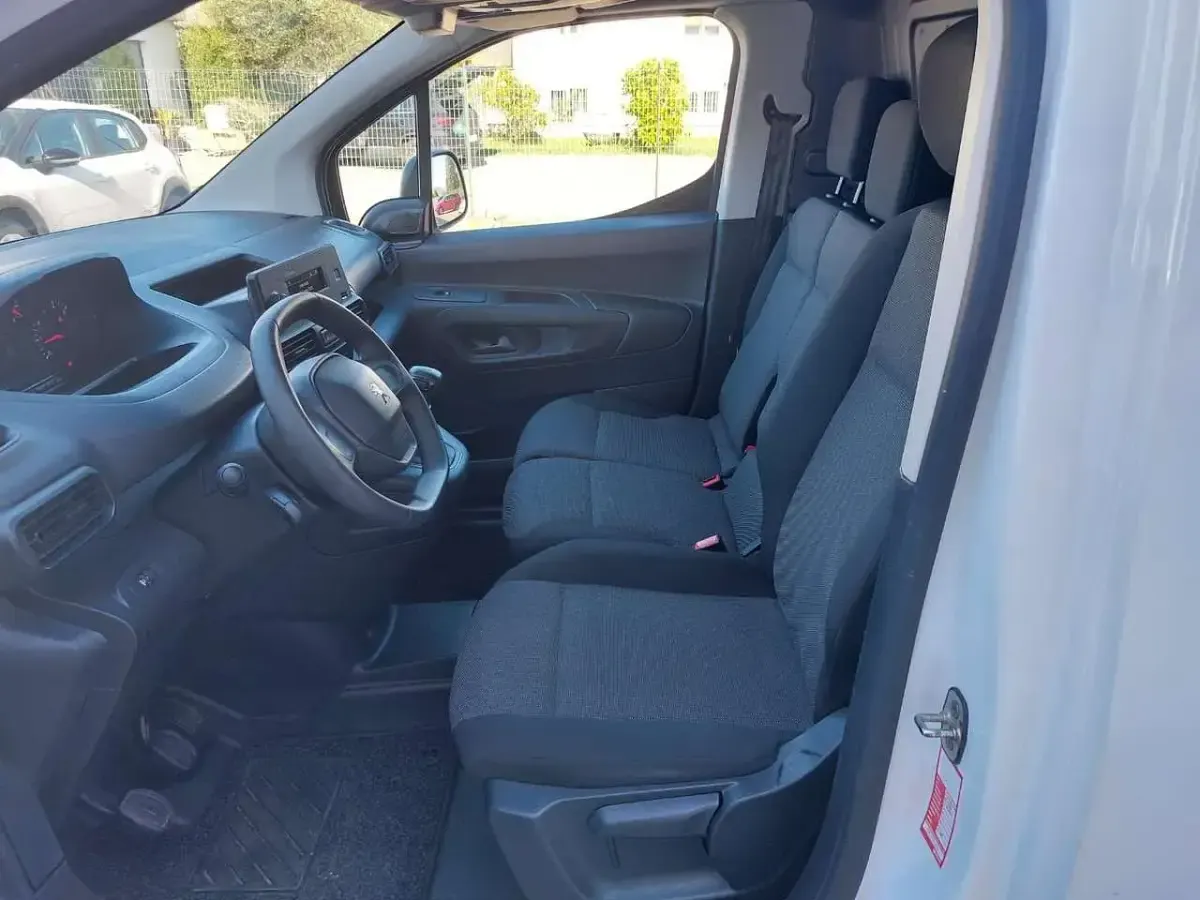 Usata Peugeot Partner 131 CV (96 kW) 2022 Bianco Monovolume