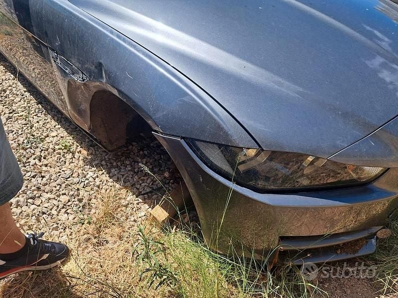 Usata Jaguar XE 179 CV (131 kW) 2017 Berlina