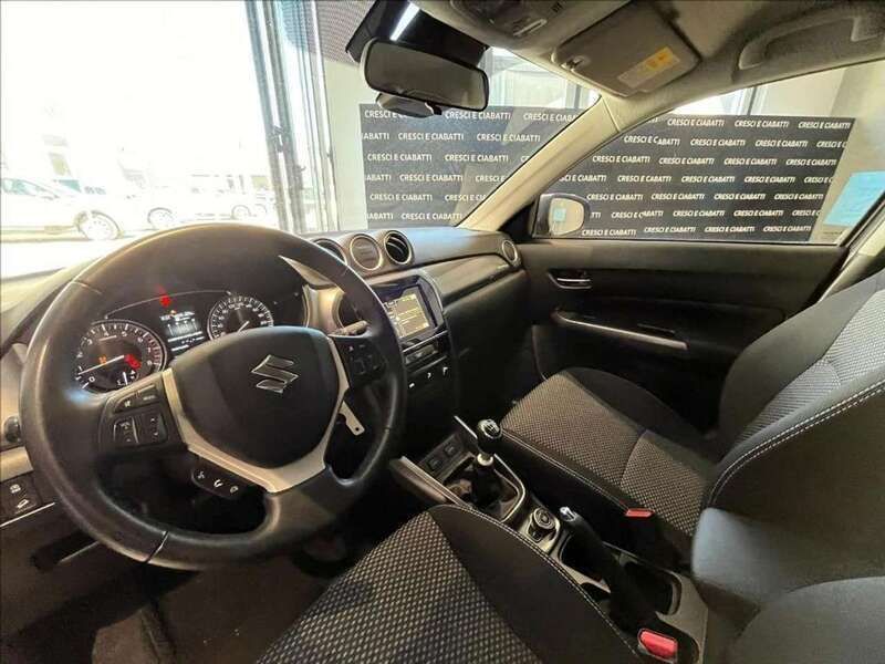 Usata Suzuki Vitara Cool 129 CV (94 kW) 2020 Nero SUV