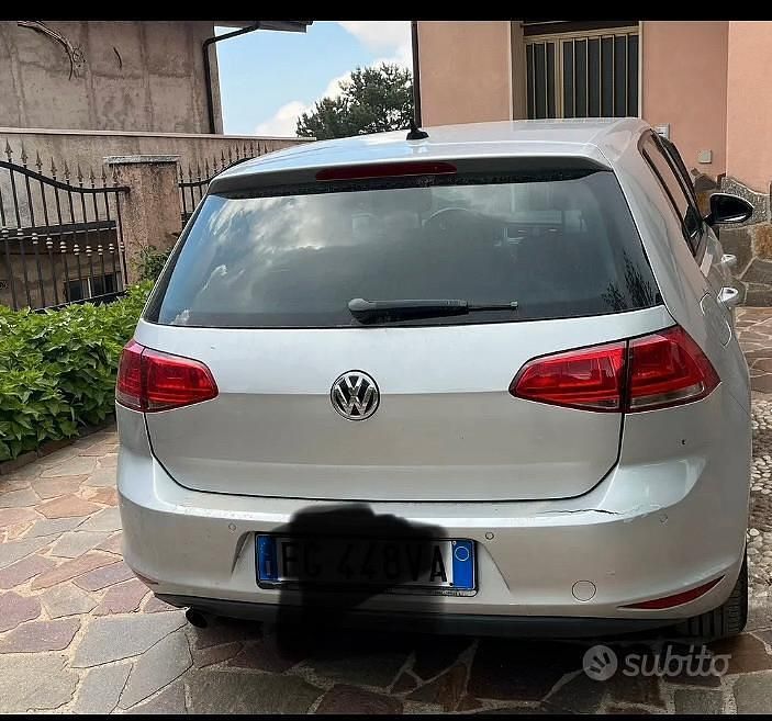 Usata VW Golf VII 110 CV (80 kW) 2015 Utilitaria
