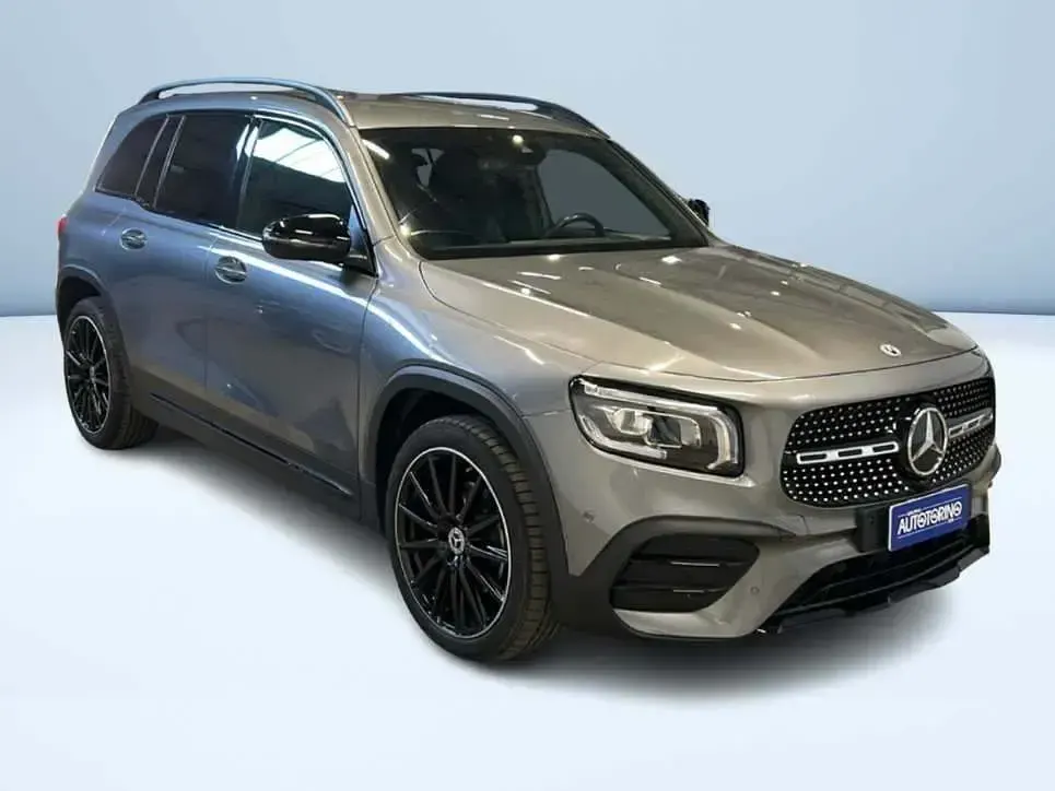 Usata Mercedes GLB200 Premium 150 CV (110 kW) 2023 Grigio SUV