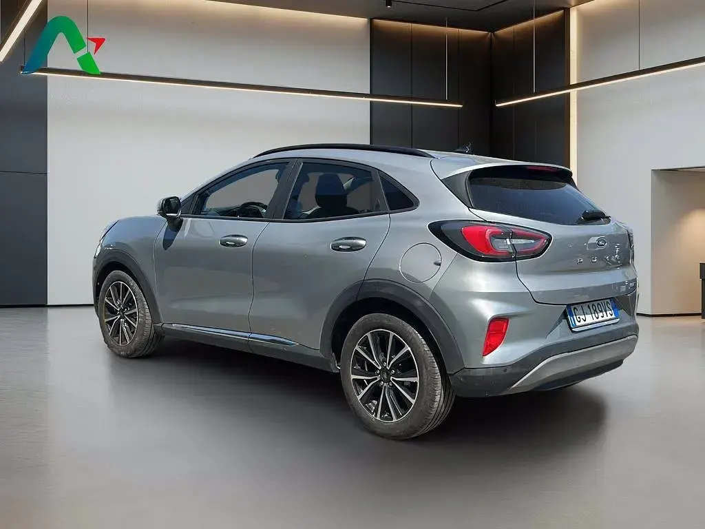 Usata Ford Puma Titanium 125 CV (91 kW) 2022 Solar yellow (metallizzato) SUV