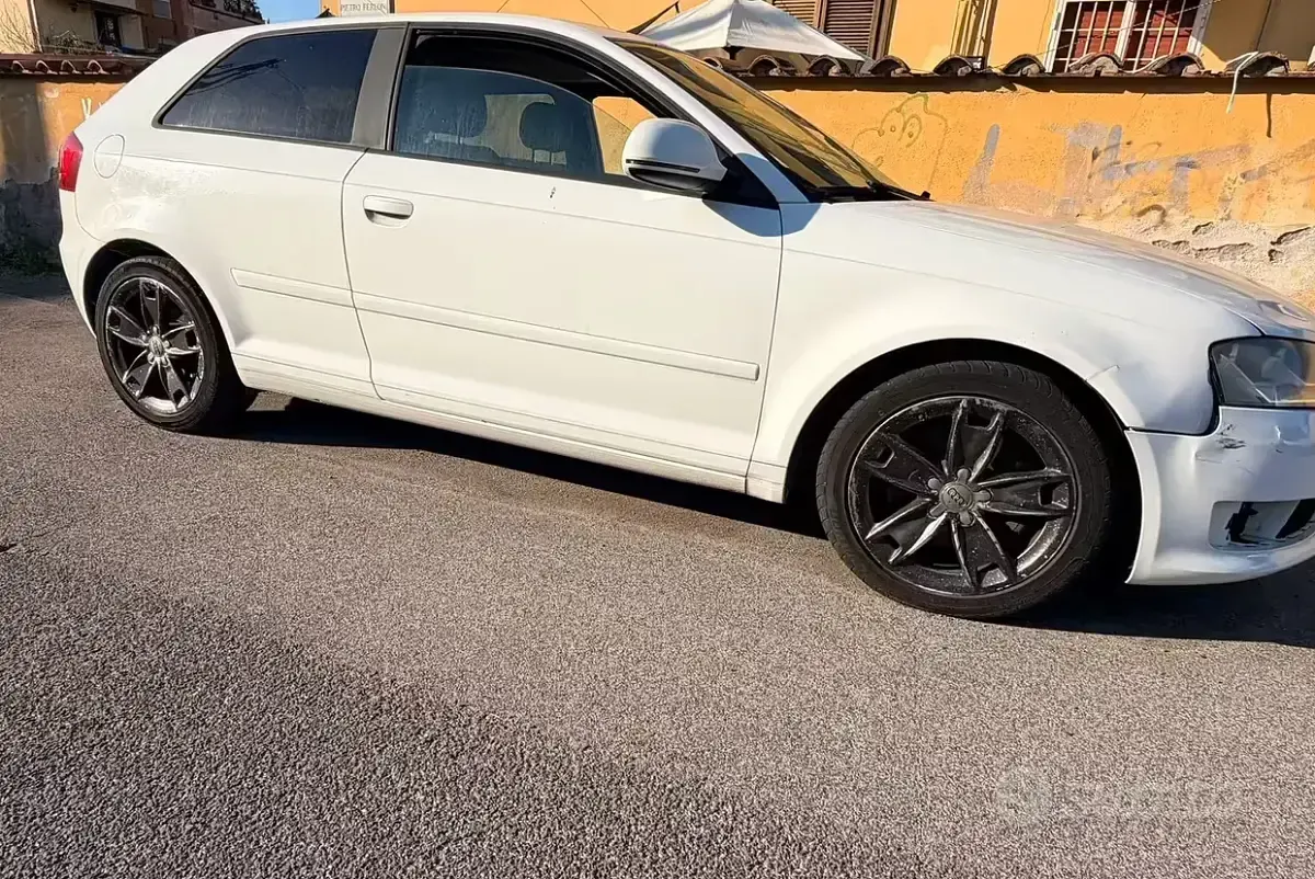 Usata Audi A3 170 CV (125 kW) 2010 Bianco Utilitaria