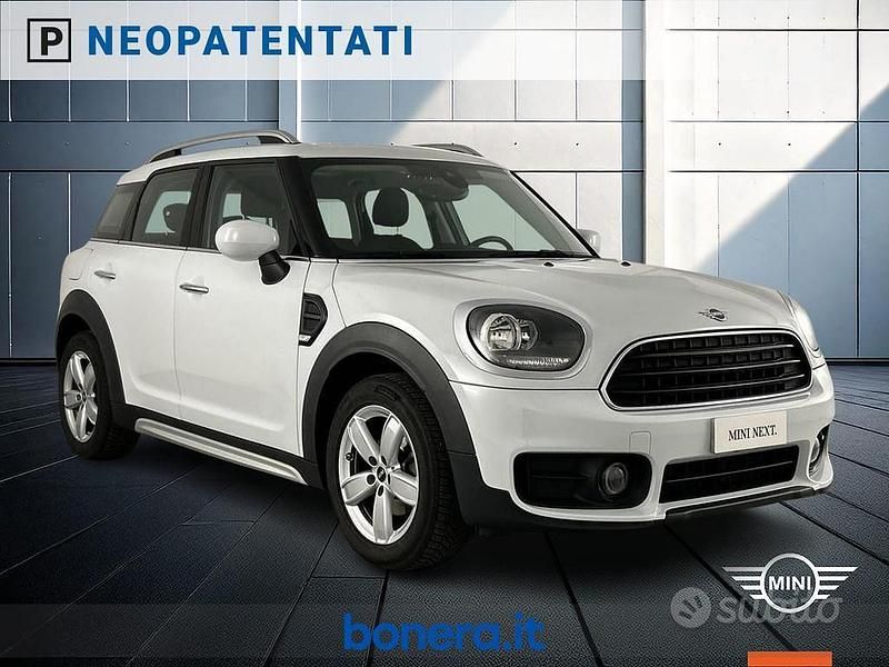 Usata Mini One Countryman Business 102 CV (75 kW) 2019 Bianco SUV