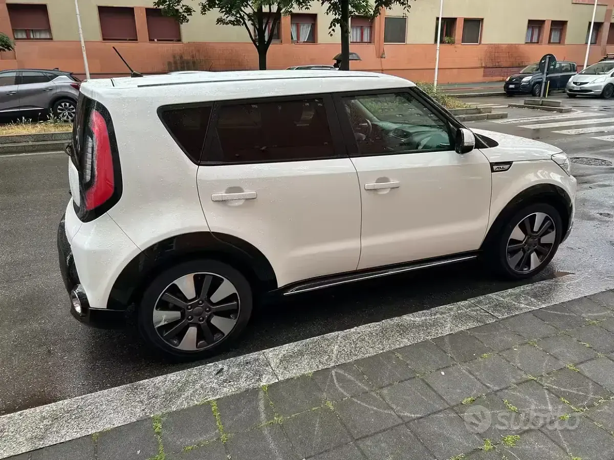 Usata Kia Soul 132 CV (97 kW) 2015 Bianco SUV