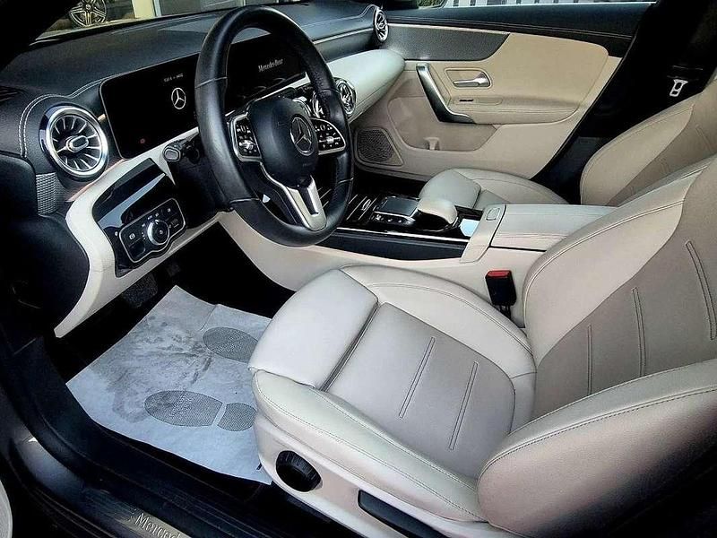 Usata Mercedes CLA200 Premium 150 CV (110 kW) 2020 Grigio Coupé