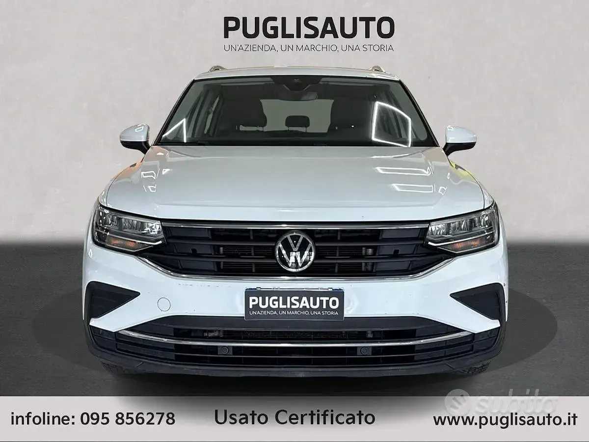 Usata VW Tiguan Life 122 CV (89 kW) 2021 Bianco SUV