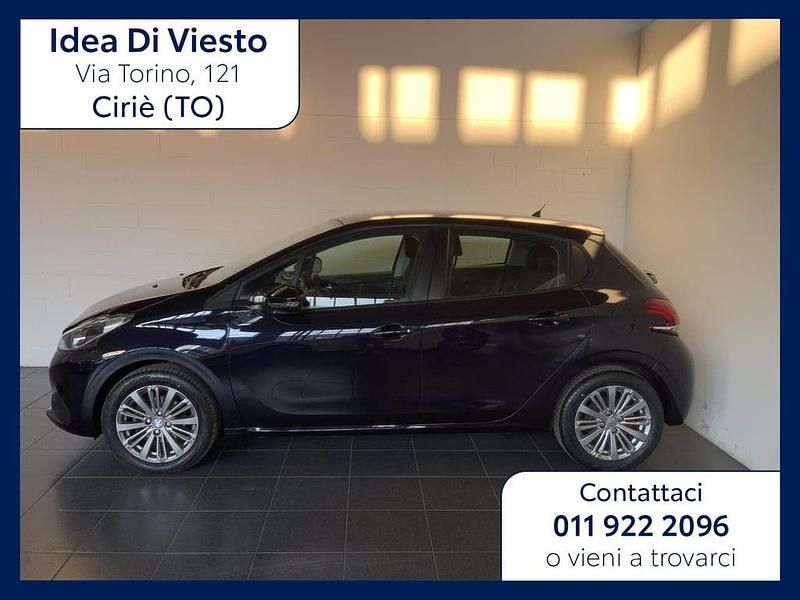 Usata Peugeot 208 Allure 75 CV (55 kW) 2016 Blu Utilitaria