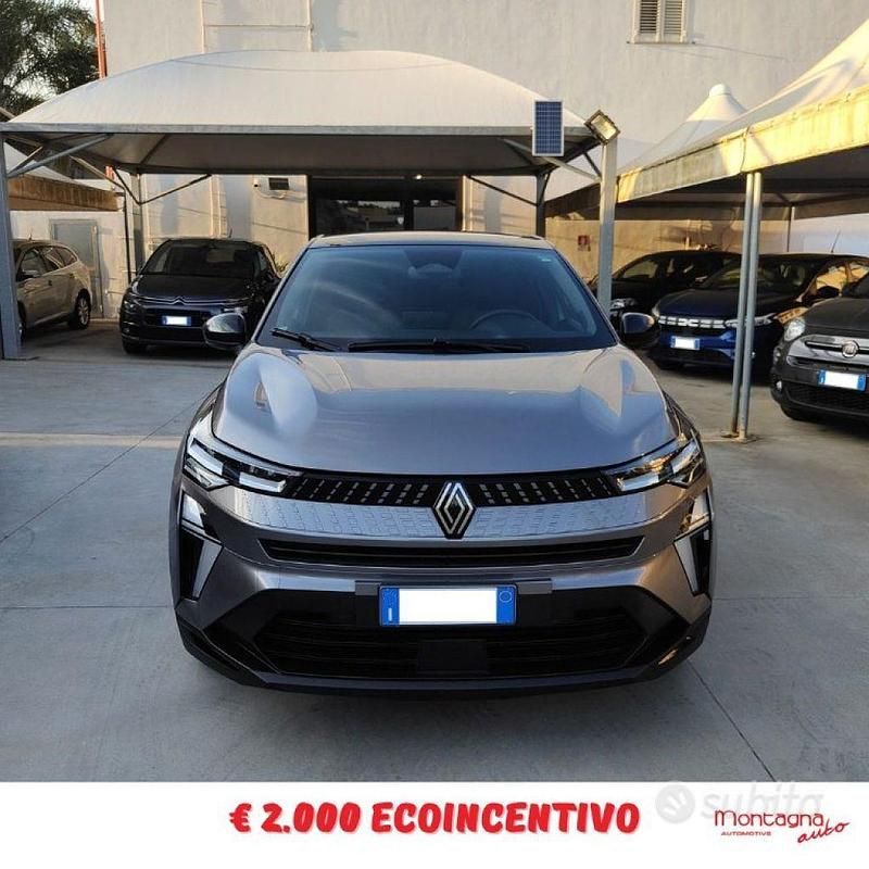 Usata Renault Captur Techno 91 CV (66 kW) 2025 Grigio SUV