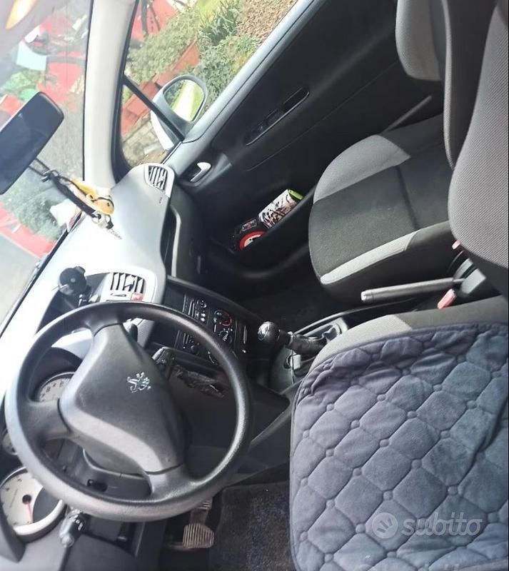 Usata Peugeot 2008 2008 Bianco SUV