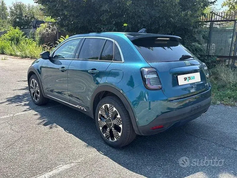 Usata Fiat 600 La Prima 145 CV (106 kW) 2025 Verde SUV