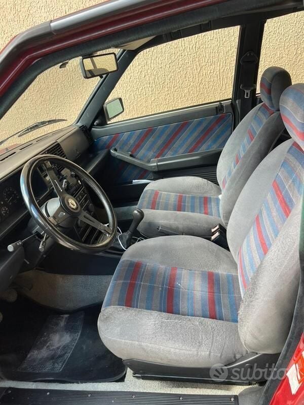 Usata Lancia Delta 80 CV (58 kW) 1991 Utilitaria