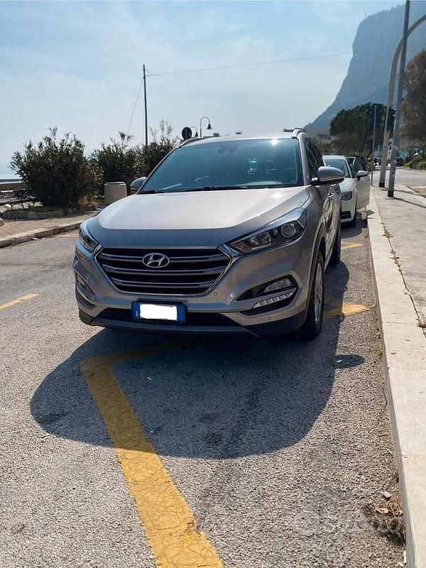 Usata Hyundai Tucson 2015 Grigio SUV