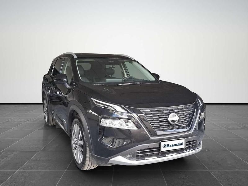 Nuova Nissan X-Trail Tekna 158 CV (116 kW) 2026 Black pearl SUV