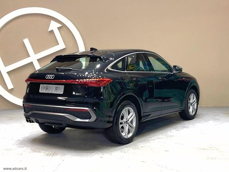 Nuova Audi Q5 S-Line 204 CV (150 kW) 2026 Nero SUV
