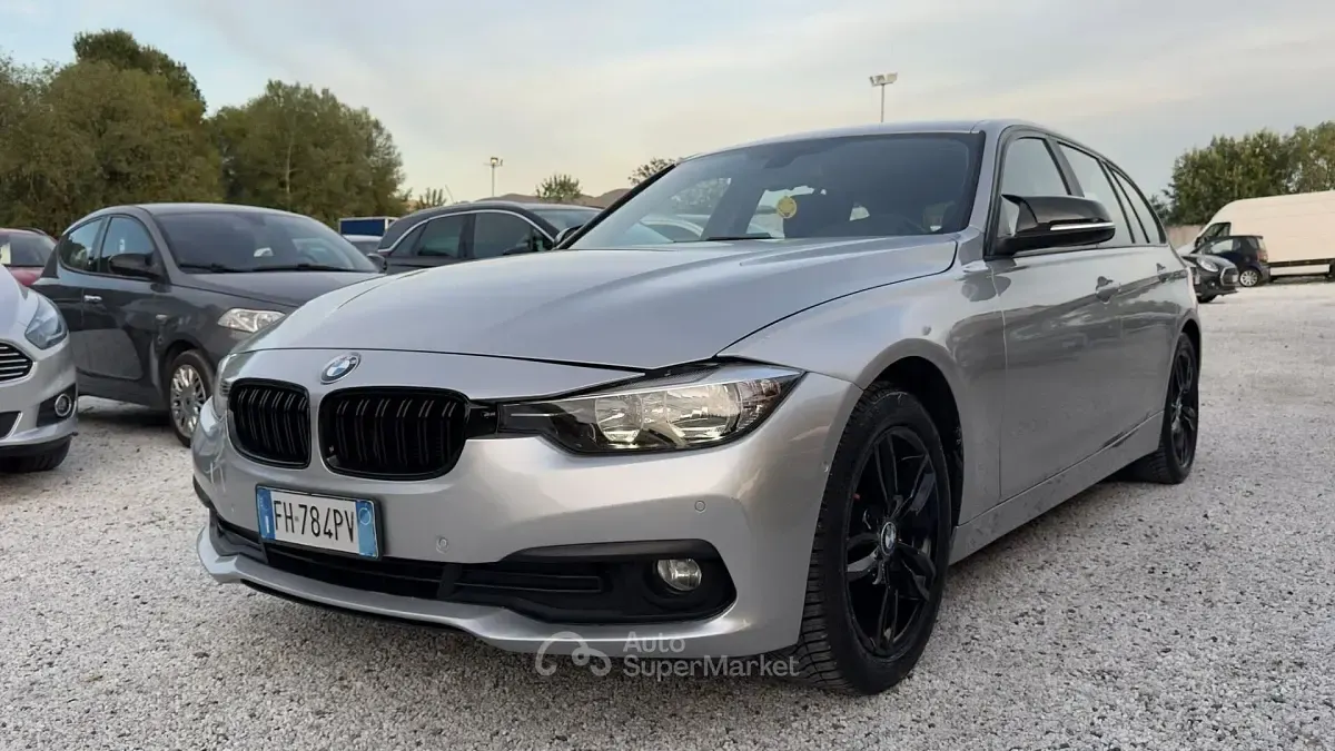 Usata BMW 318 Advantage 150 CV (110 kW) 2017 Argento Station wagon