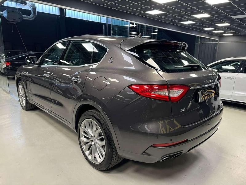 Usata Maserati Levante GranLusso 250 CV (183 kW) 2018 Grigio SUV