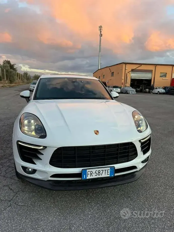 Usata Porsche Macan 252 CV (185 kW) 2018 Bianco SUV