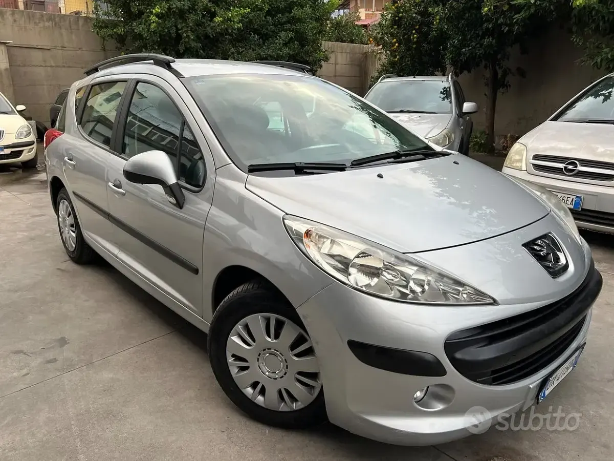 Usata Peugeot 207 90 CV (66 kW) 2009 Grigio Station wagon