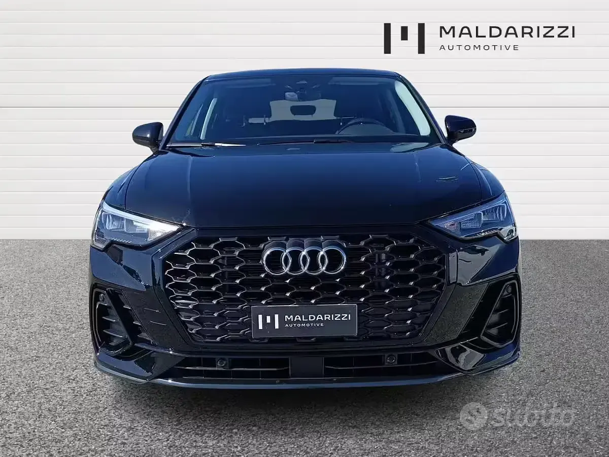 Usata Audi Q3 Sportback S-Line 150 CV (110 kW) 2022 Nero SUV