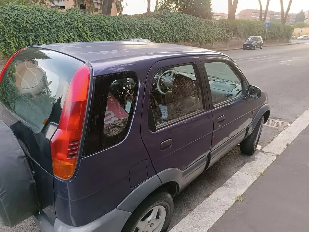 Usata Daihatsu Terios 86 CV (63 kW) 2001 SUV