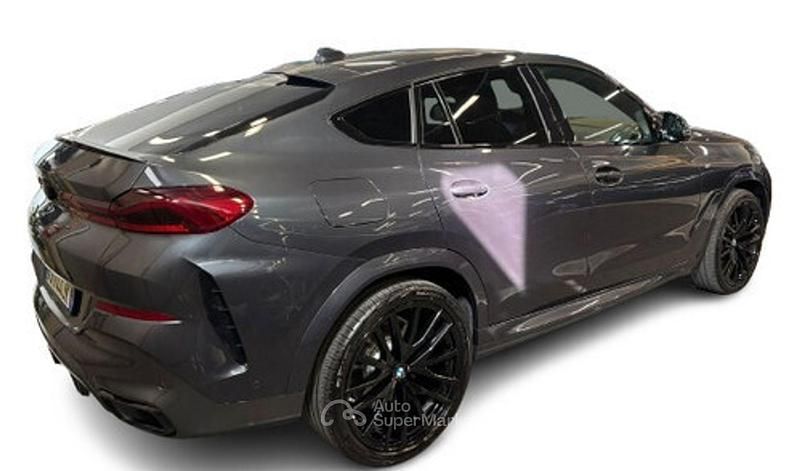 Usata BMW X6 M M Sport 340 CV (250 kW) 2022 Blu SUV