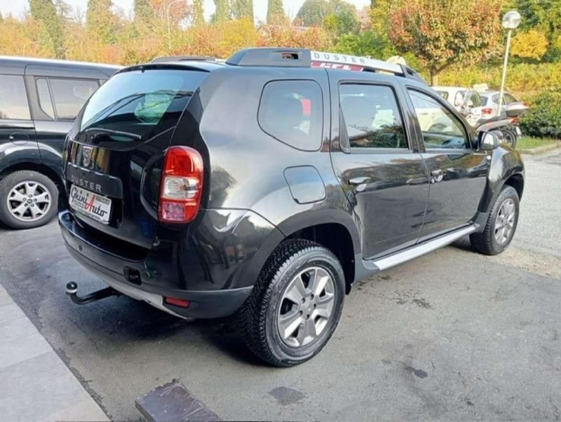 Usata Dacia Duster Lauréate 115 CV (84 kW) 2016 Nero SUV
