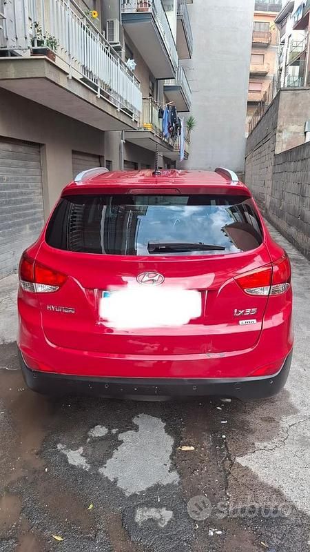 Usata Hyundai ix35 Style 116 CV (85 kW) 2012 Rosso SUV
