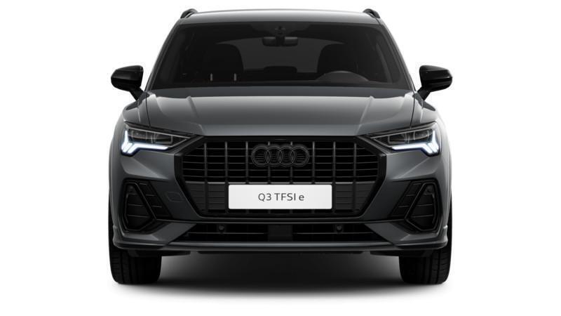 Usato 2024 Audi Q3 1.4 Benzin 244 CV (54.600 €)