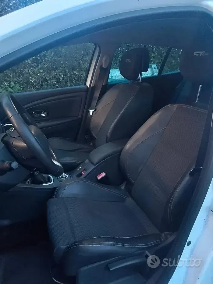 Usata Renault Mégane GT-Line 130 CV (95 kW) 2012 Bianco Berlina