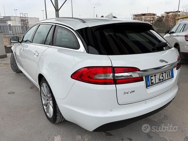 Usata Jaguar XF Sportbrake 163 CV (119 kW) 2014 Bianco Station wagon