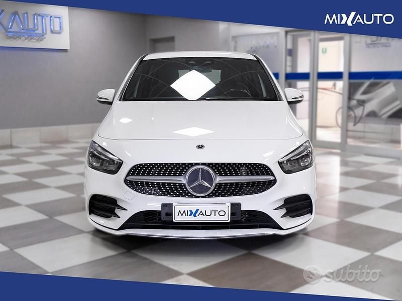 Usata Mercedes B180 Premium 116 CV (85 kW) 2019 Bianco Monovolume