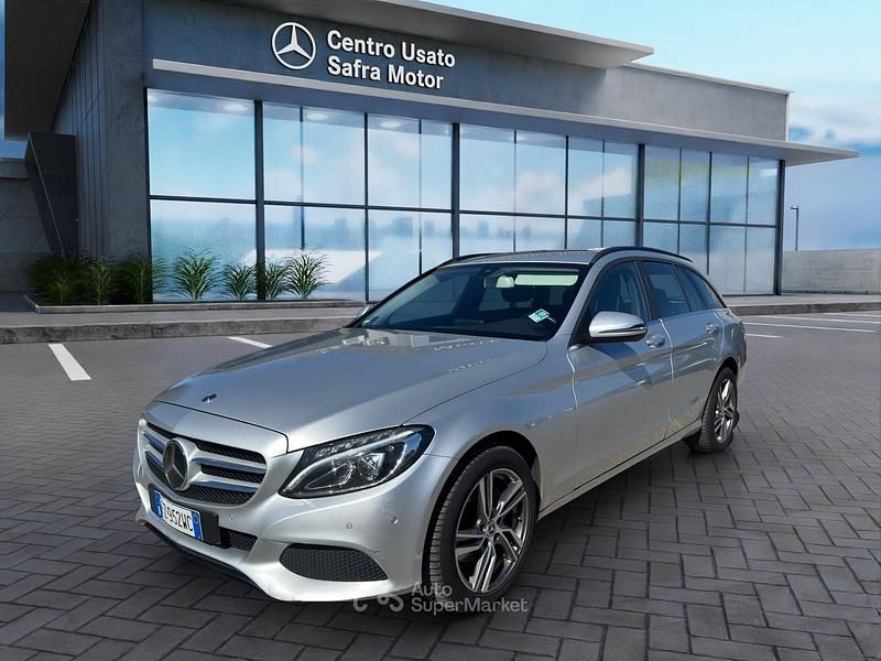 Usata Mercedes C220 170 CV (125 kW) 2017 Argento Station wagon