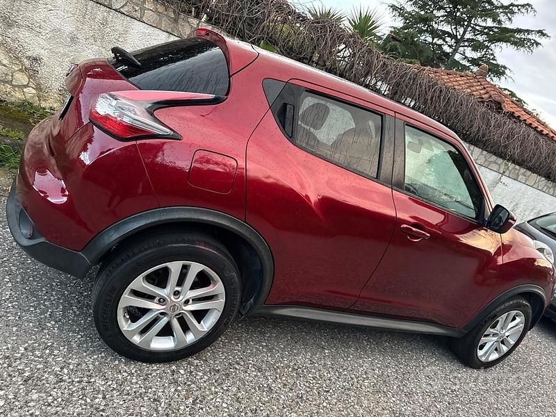 Usata Nissan Juke Acenta 117 CV (86 kW) 2014 Rosso SUV