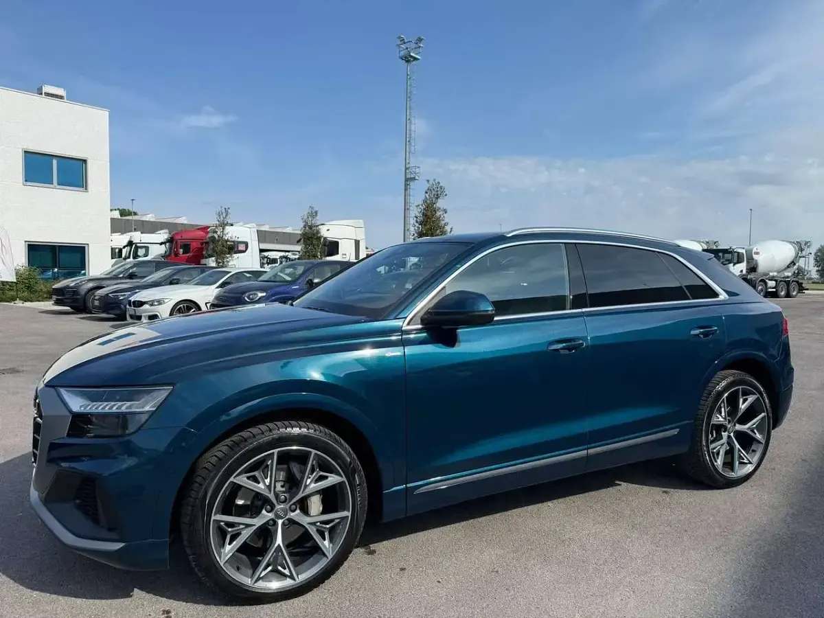 Usata Audi Q8 Sport 286 CV (210 kW) 2020 Other SUV