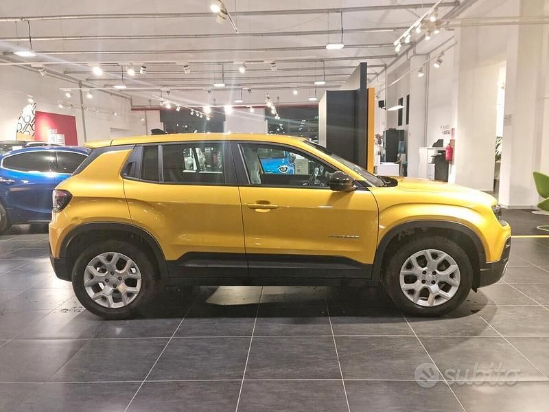 Usata Jeep Avenger Altitude 101 CV (74 kW) 2024 Giallo SUV