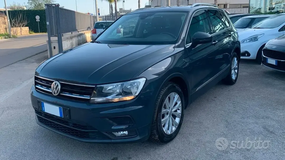 Usata VW Tiguan Sportline 116 CV (85 kW) 2018 Grigio SUV