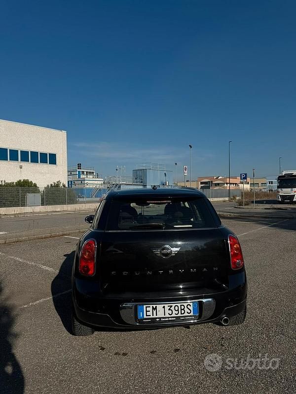 Usata Mini Cooper 90 CV (66 kW) 2012 Nero Utilitaria