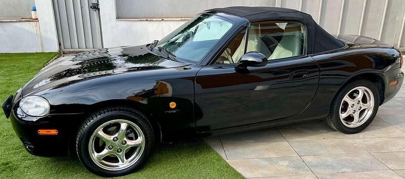 Usata Mazda MX5 131 CV (96 kW) 2003 Cabrio