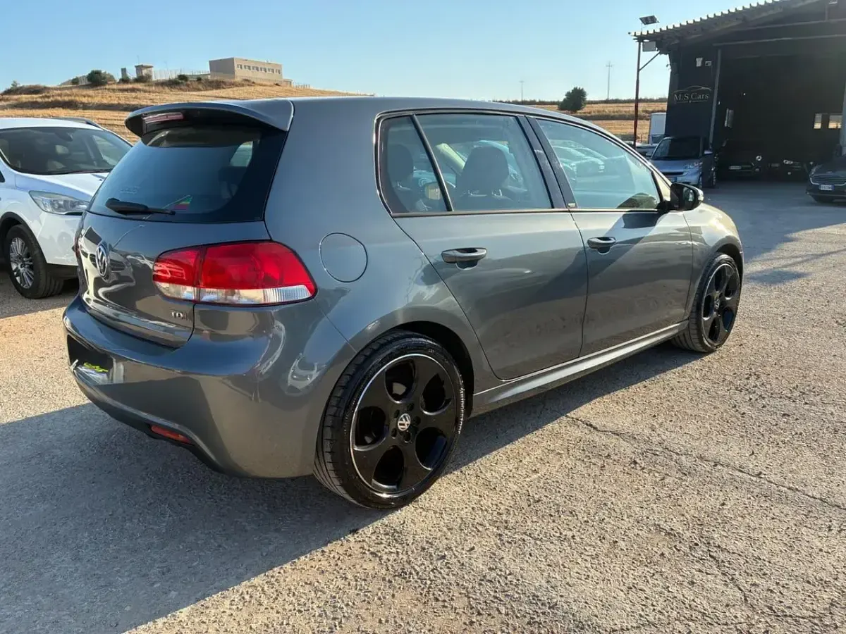 Usata VW Golf VII Sportline 105 CV (77 kW) 2012 Grigio Berlina