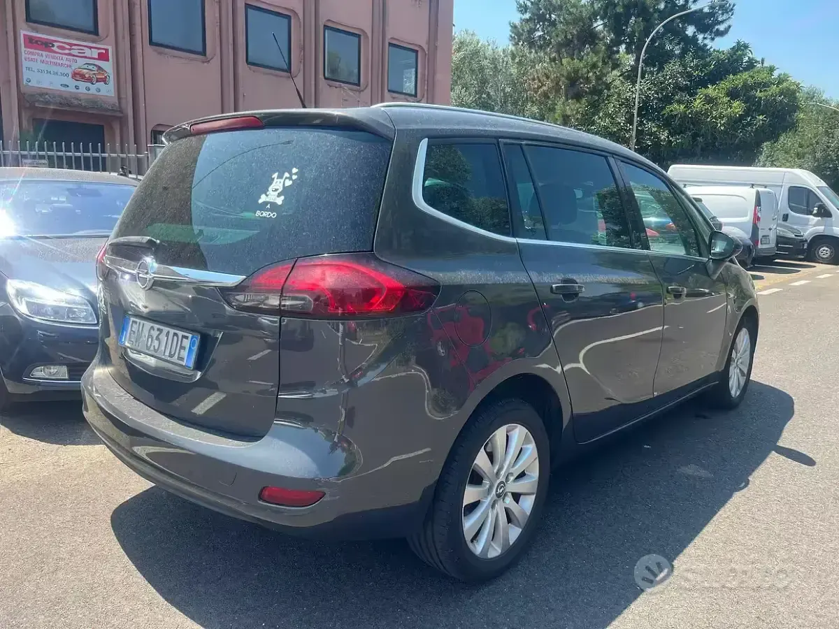 Usata Opel Zafira Tourer 136 CV (100 kW) 2014 Grigio Monovolume