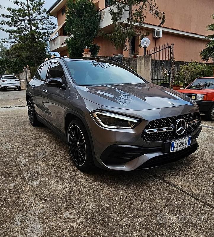Usata Mercedes GLA200 Premium 2021 Grigio SUV